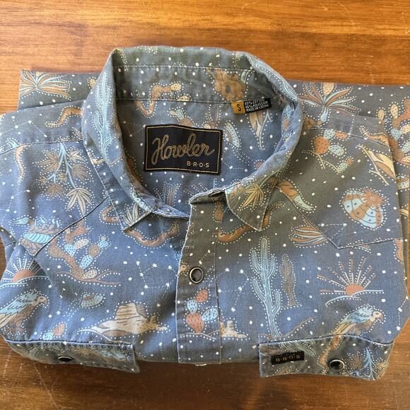 Howler Brothers Men’s Small Pearl Snap Southwestern Shirt Cacti Snake Scorpion - Picture 8 of 9